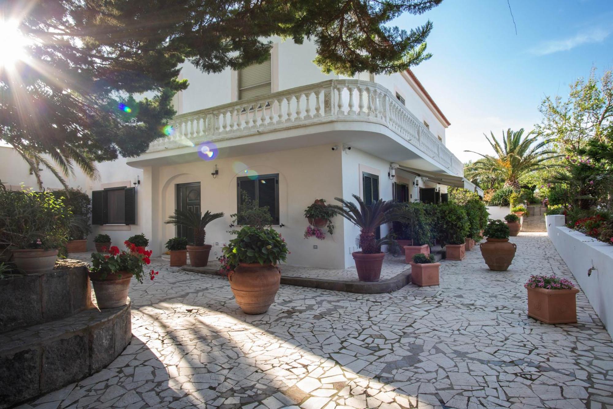 Casa Di Arturo Ventotene